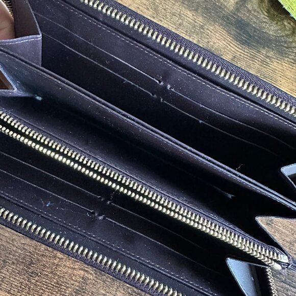 Louis Vuitton Monogram Vernis Zippy Wallet in Amarante M90416 - Picture 13 of 16